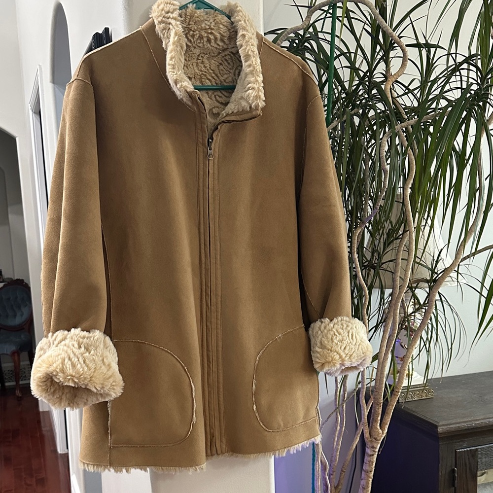 Coldwater Creek Women's Reversible Tan Shearling Jacket